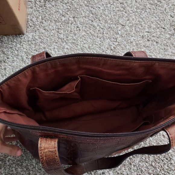 Fossil Leather Zip Tote Bag - Picture 3 of 8